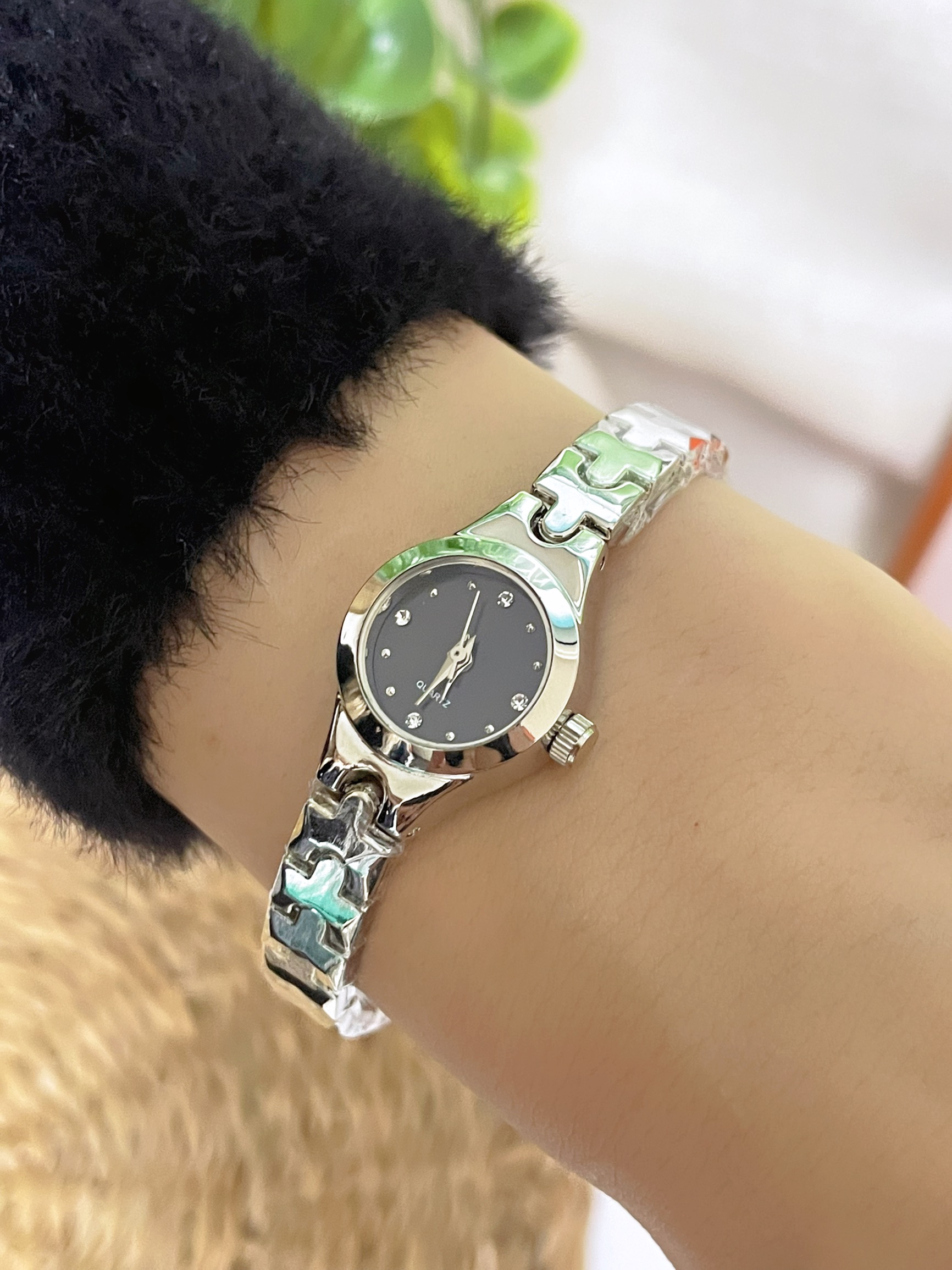 Vintage Minimal Quartz Kadın Kol Saati