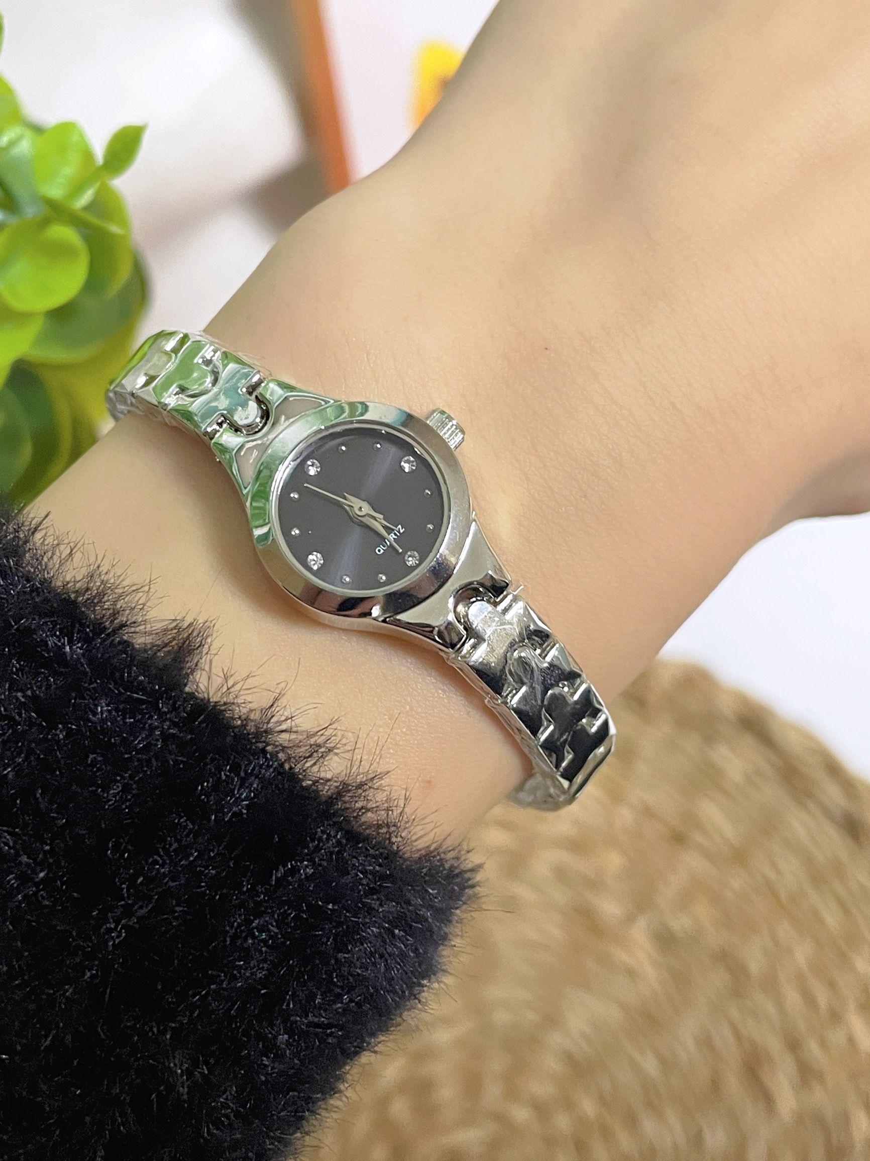Vintage Minimal Quartz Kadın Kol Saati
