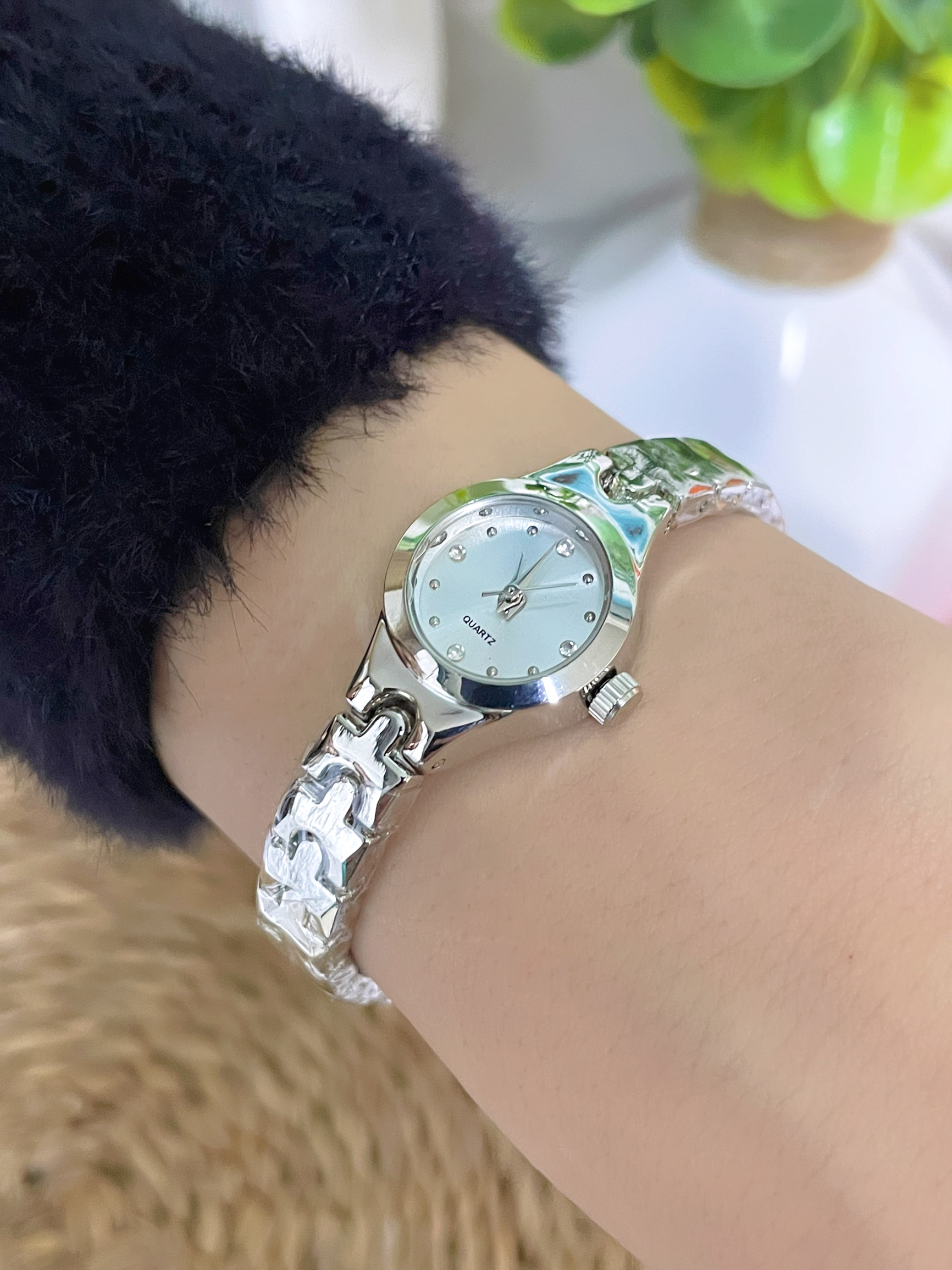 Vintage Minimal Quartz Kadın Kol Saati